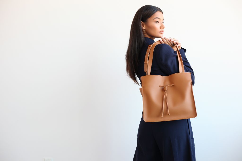 medium_shopper_caramel_01-Credit-von-Holzhausen-BROAD-PERMISSIONS Shopper bag product image